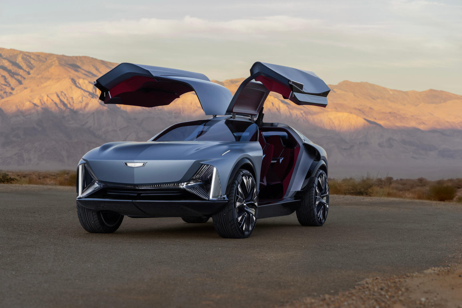 SMALL_MY25_Cadillac_ElevatedVelocity_1AP_3968-2